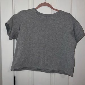 Cropped Lululemon T-Shirt